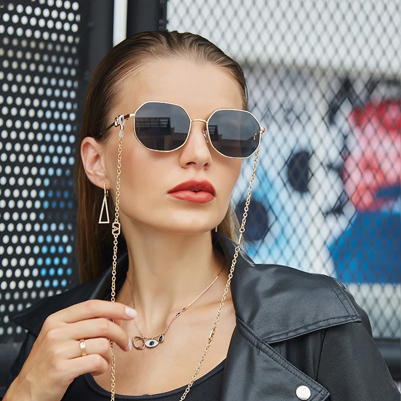 Anti Drop Chain Lanyard Med Samma Oregelbundna Solglasögon Damtrend