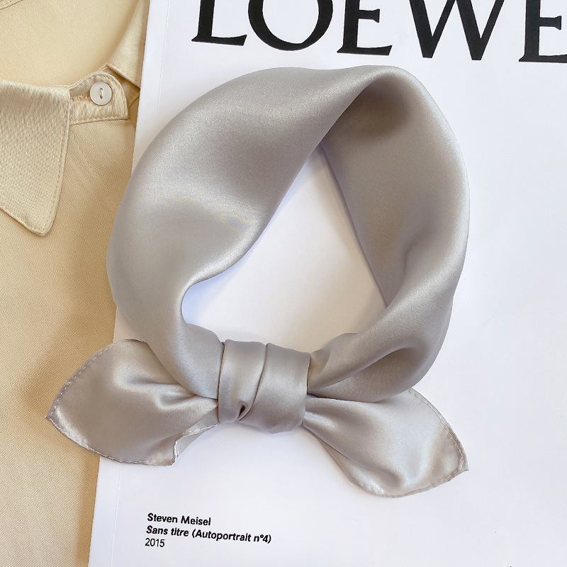 Silk Mulberry Silk Scarf För Att Skydda Halsryggraden Tunn Liten Fyrkant
