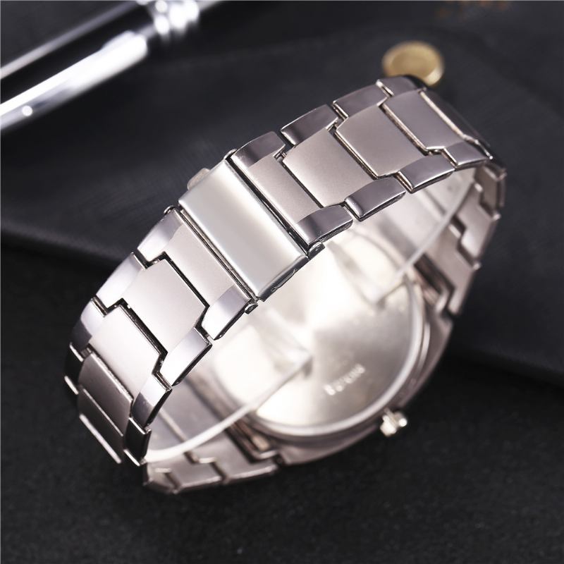 Business Casual Enkla Arabiska Siffror Dial Steel Band Herr Quartz Watch