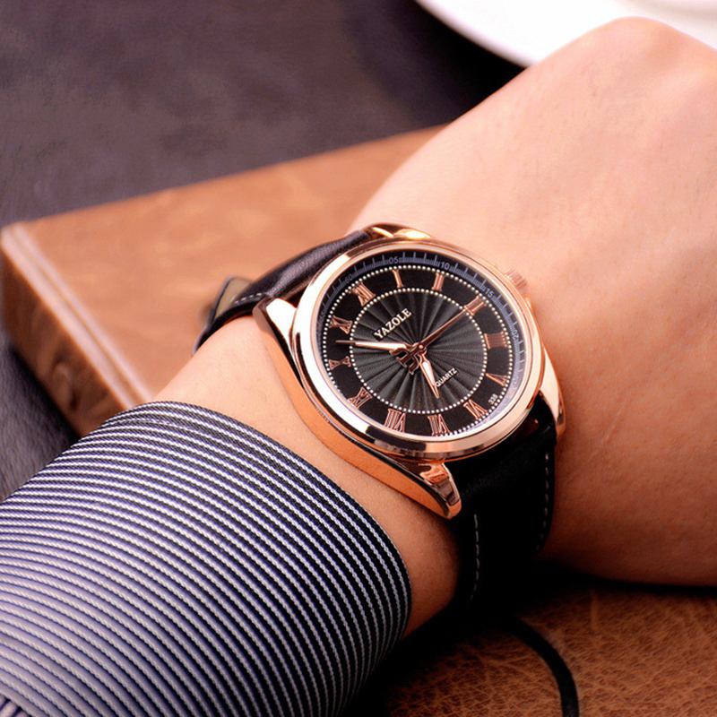 Mode Business Vattentät Creative Dial Läderrem Herr Quartz Watch