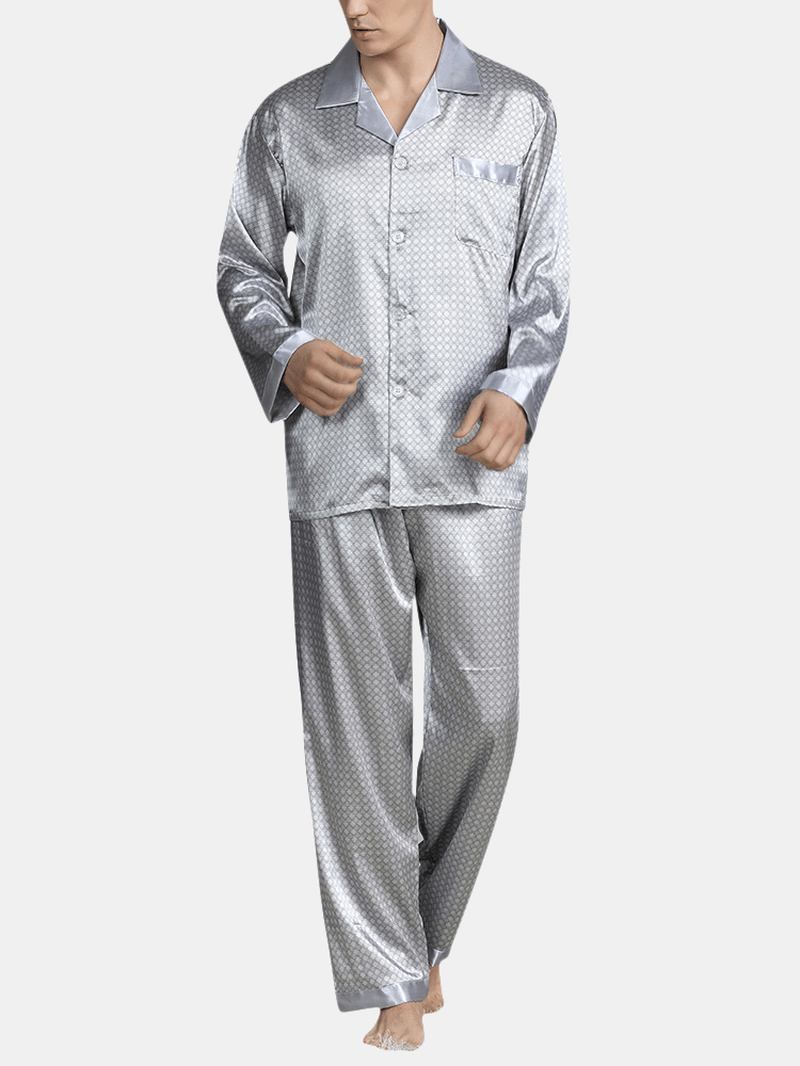 Pyjamasset Med Lepalkrage I Siden