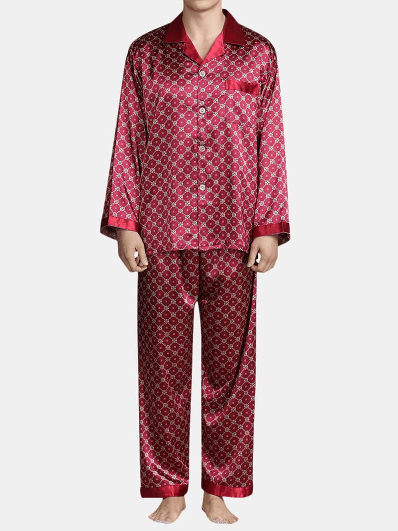 Pyjamasset Med Lepalkrage I Siden