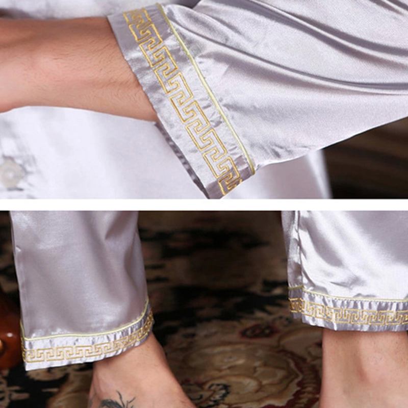 Silk Soft Pyjamasset Som Andas