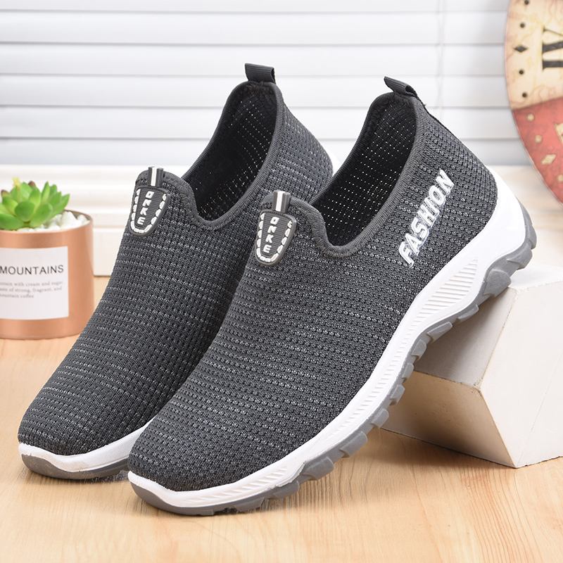 Män Tyg Andas Mjuk Botten Lätt Slip On Casual Sportskor
