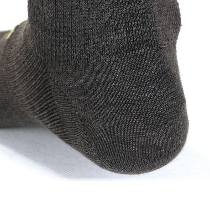 Herr Casual Letter Sport Bomulls Ankelstrumpor Höga Elastiska Sockor Som Andas