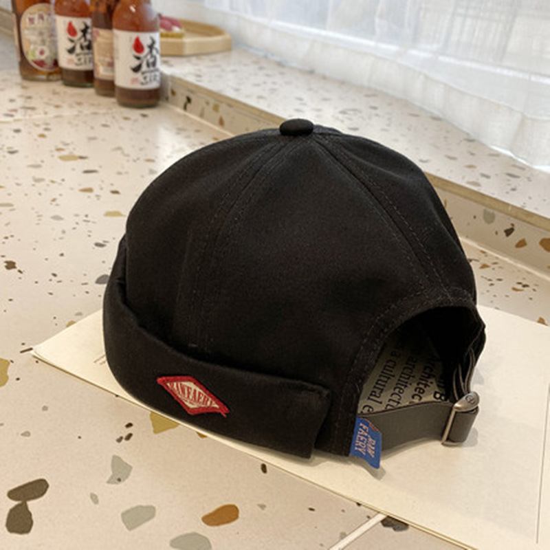 Mössa I Japansk Stil För Kvinnlig Mössa