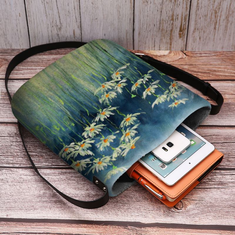 Kvinnor Filtblommor Mönstertryck Crossbody-väska Axelväska