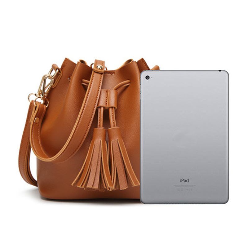 Kvinnor Pu-läder Dragsko Bucket Bags Retro Tofs Axelväskor Crossbody-väskor