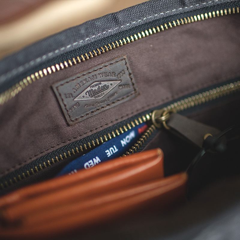 Män Enkel Oil Wax Canvas Messenger Bag Vattentät Förstärkt Polyester Webbing Crossbody Bag Axelväska