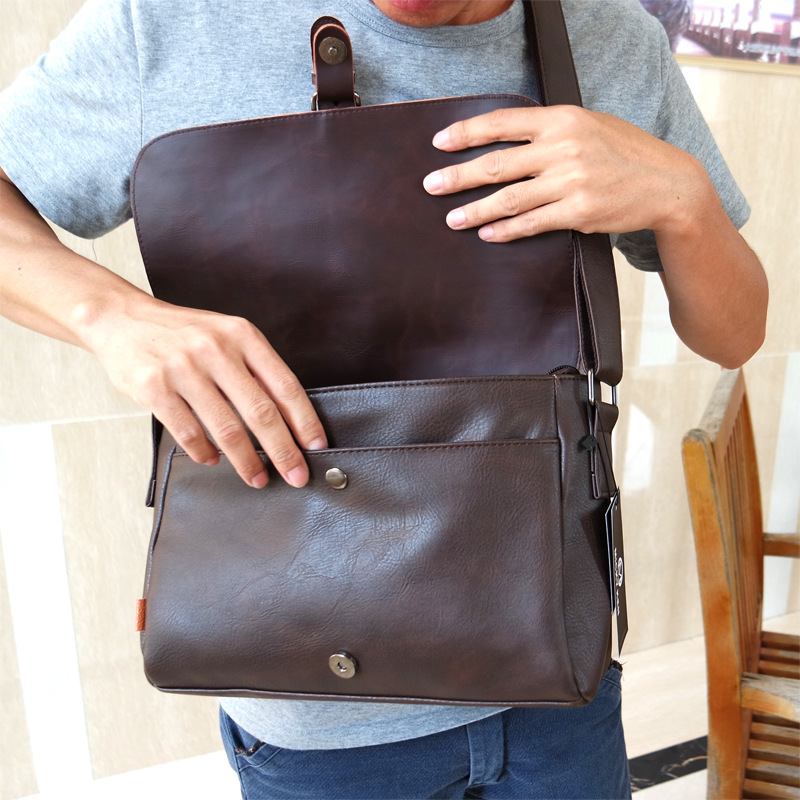 Män Pu-läder Stor Kapacitet Stöldskyddsskydd Dragkedja Vintage Casual Messenger Bag Crossbody Bag Axelväska