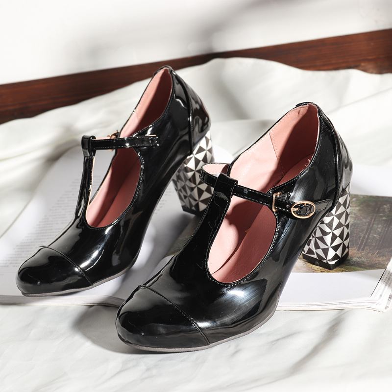 Kvinnor T-rem Geometrisk Grafisk Chunky Heel Cutout Casual Höga Klackar