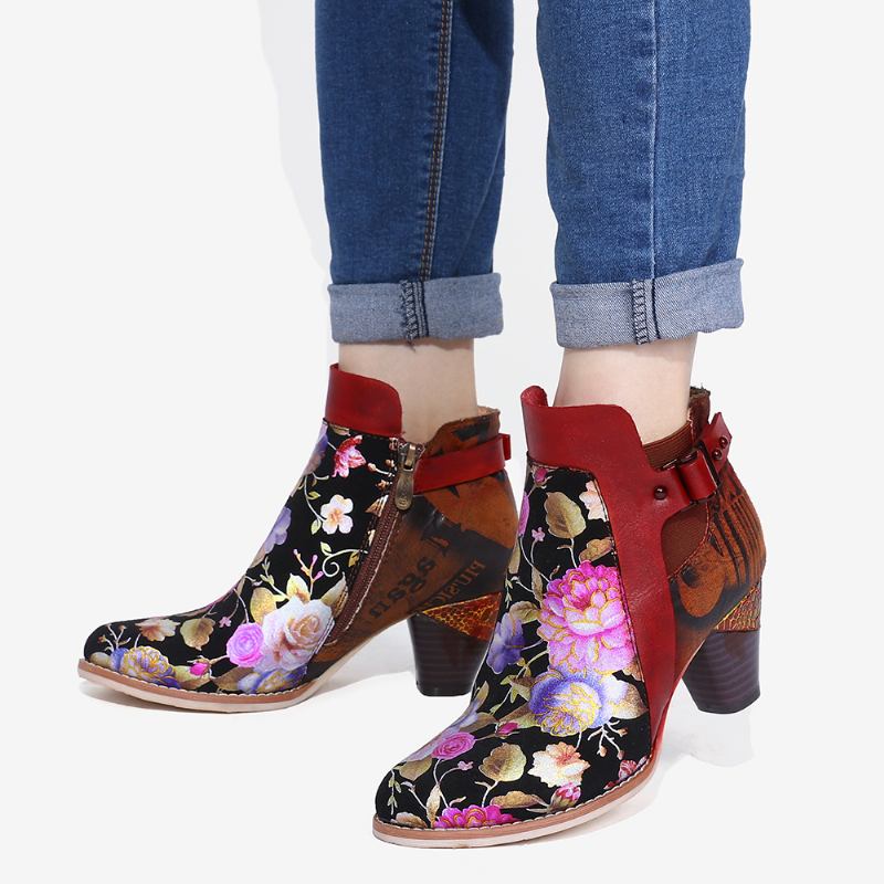 Retroblommiga Blommor Kombineras Med Modern Stil Letter Eleganta Unika Högklackade Stövlar