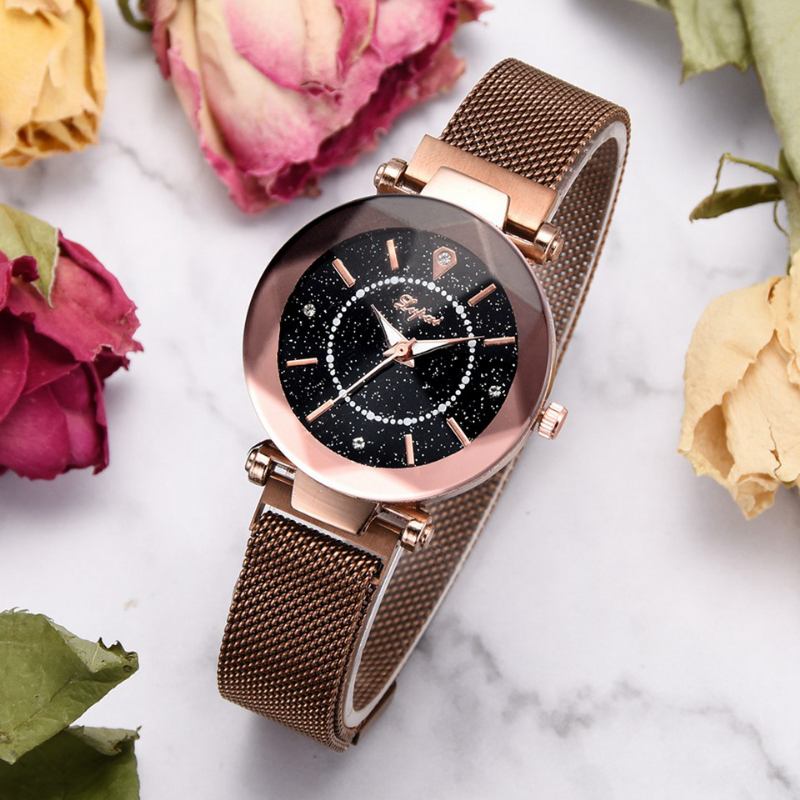 Star Dial Shining Unik Design Dam Armbandsur Full Steel Quartz Watches
