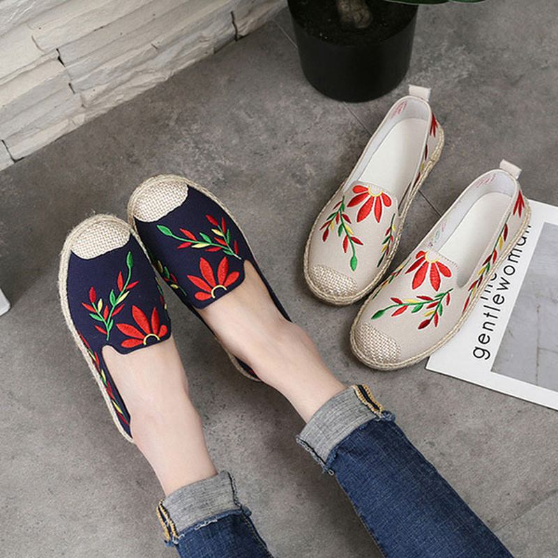 Kvinnor Casual Broderade Blommor Cloth Flat Loafers
