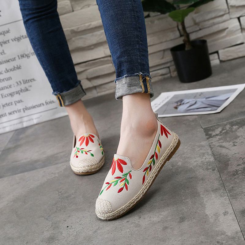 Kvinnor Casual Broderade Blommor Cloth Flat Loafers