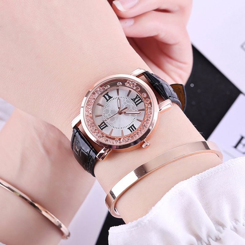 Mode Rose Gold Flödande Crystal Romerska Siffror Dam Klänning Armband Läder Kvinnor Quartz Watch