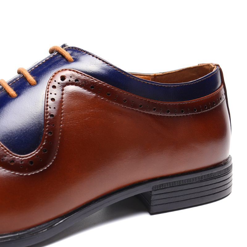 Män Brogue Snidade Spicing Läder Spetsiga Tå Business Oxfords