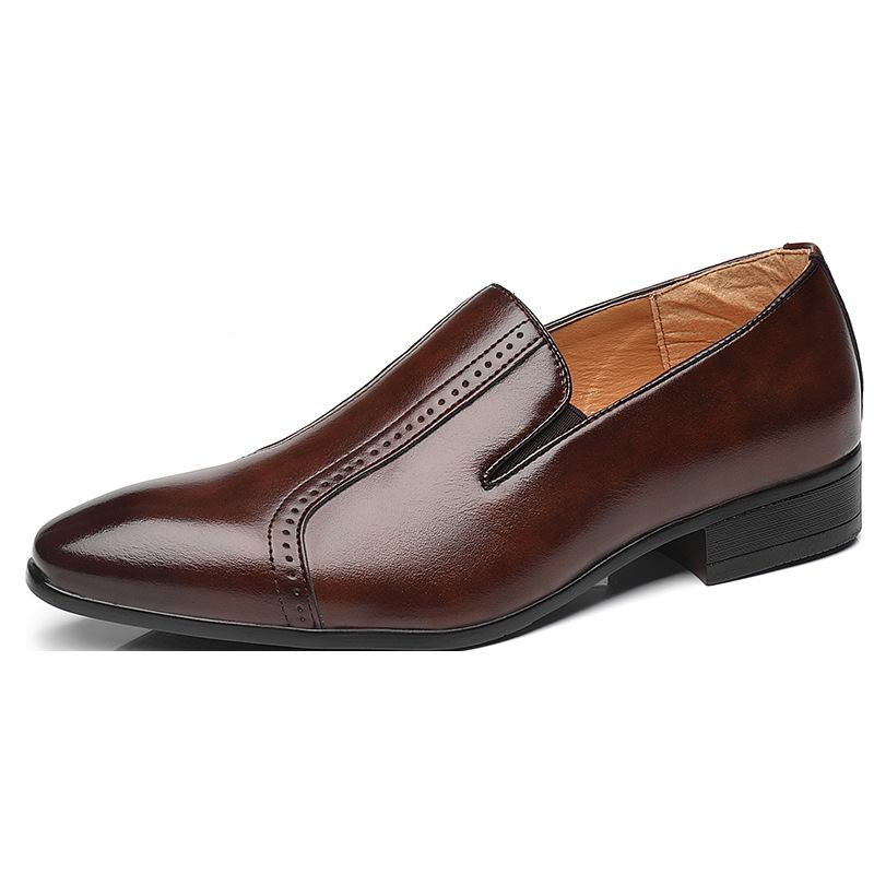 Män Läder Andas Mjuk Sula Spetsig Tå Slip On Casual Dress Shoes