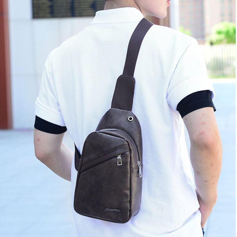Män Large Capacity Hörlurar Hål Business Multi-pocket Crossbody Bag Bröstväska Sling Bag