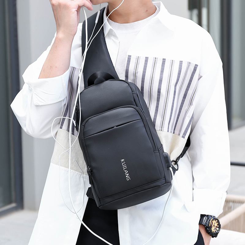 Män Oxford Stor Kapacitet Usb-laddningsväska Mode Casual Wild Bus Card Fickdesign Crossbody-väska Axelväska