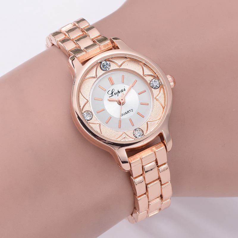 Blommor Med Tryck Dial Damarmbandsklocka Diamond Quartz Watch