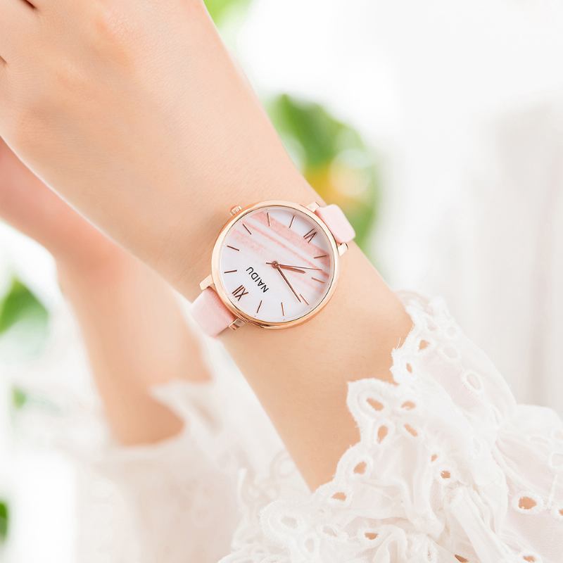 Mode Elegant Design Romersk Siffra Pu-läderrem Damarmbandsur Quartz Watch