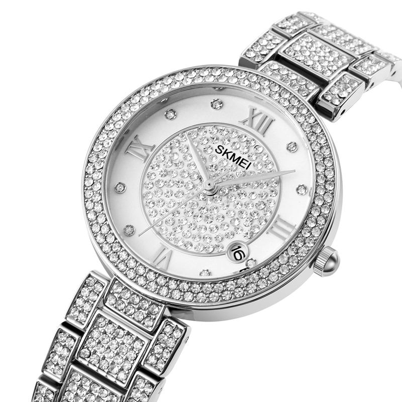 Mode Elegant Klocka Rhinestone Dekoration Zink Watch Armband Datum Display 3atm Vattentät Kvinnlig Kvartsklocka
