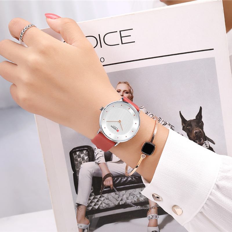 Ultratunn Urtavla Casual Style Quartz Watch Läderband Business Dam Watch