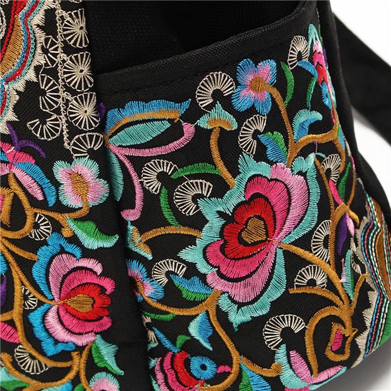 Kvinnor National Style Broderi Dragkedja Creative Backpack